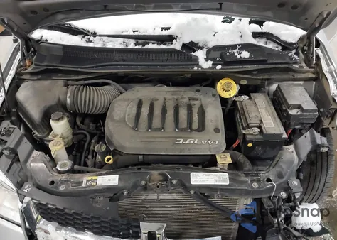 2016 Dodge Grand Caravan Sxt z USA, uszkodzony, nr VIN 2C4RDGCG5GR216732